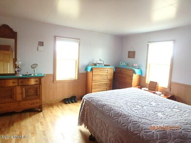 5500 Reading Rd, Reading, MI 49274 - photo 4