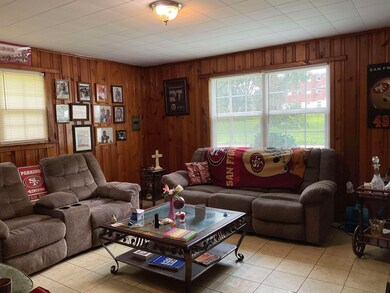 605 W Smith St, Gaffney, SC 29341 - photo 5