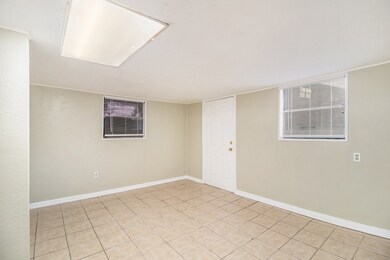 336 Pennington Dr, Alvin, TX 77511 - photo 7