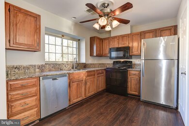 21 Danben Ct, Nottingham, MD 21236 - photo 4