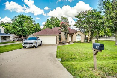 111 Thomas St, Joshua, TX 76058 - photo 4