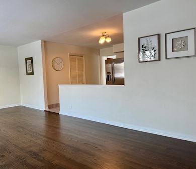 3051 S Scott St, Des Plaines, IL 60018 - photo 7