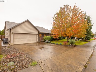 755 SE Justin St, Sheridan, OR 97378 - photo 2