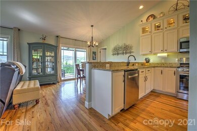 34 Justice Dr, Leicester, NC 28748 - photo 4