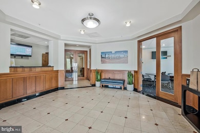 23 Pierside Dr unit 129, Baltimore, MD 21230 - photo 3