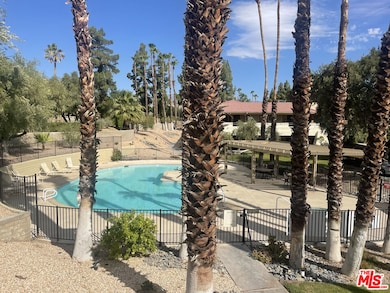 2875 N Los Felices Rd unit 210, Palm Springs, CA 92262 - photo 3