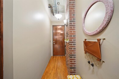 505 Bastrop St unit 403, Houston, TX 77003 - photo 2
