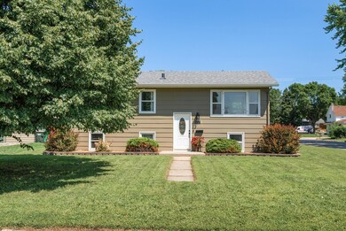 1721 14th St E, Glencoe, MN 55336 - photo 2