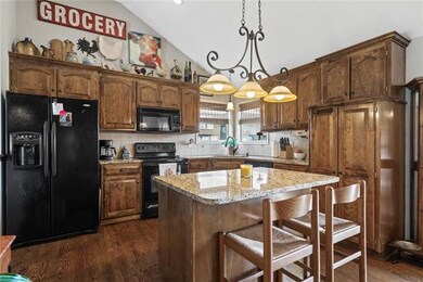 19492 W 209th Terrace, Spring Hill, KS 66083 - photo 6