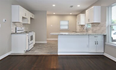 5402 Texas St, Houston, TX 77011 - photo 7