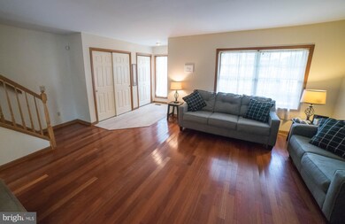 1233 Pine Ridge Dr, Perkiomenville, PA 18074 - photo 5