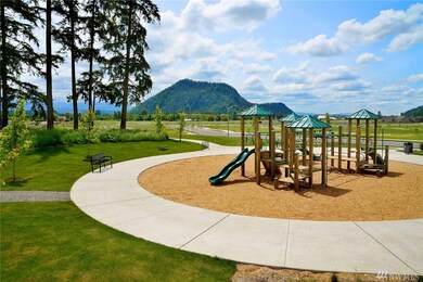 946 Petersen Dr E, Enumclaw, WA 98022 - photo 3