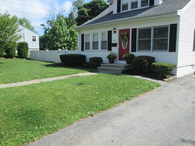 22 Oneida Ave, Worcester, MA 01606 - photo 2