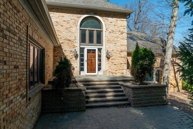 4693 Gallagher Rd Rochester MI-104