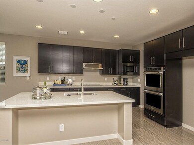 007_Modern Flat Panel Cabinets