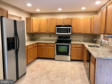 1533 Ashburnham Dr, Crofton, MD 21114 - photo 7