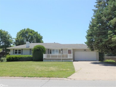 248 E 18th St, Carroll, IA 51401 - photo 2