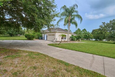 7820 Riata Place, Zephyrhills, FL 33541 - photo 4