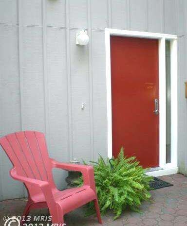 11546 Links Dr, Reston, VA 20190 - photo 3