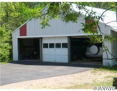 W14185 McGower Rd, Fairchild, WI 54741 - photo 2