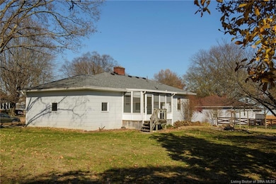 237 Indianola St, Sellersburg, IN 47172 - photo 5
