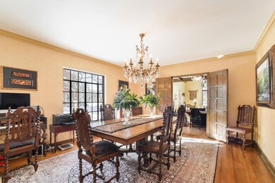 008-Dining_Room-3663048-large