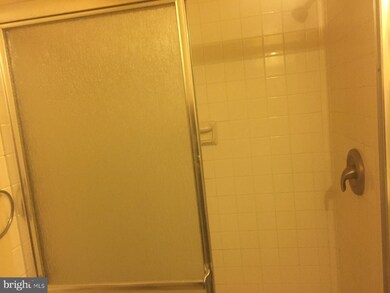 2239 Castle Rock Square unit 2B, Reston, VA 20191 - photo 6