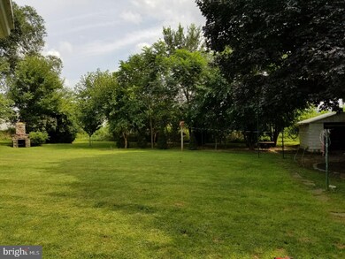 521 Snyder Rd, Ontelaunee, PA 19605 - photo 4