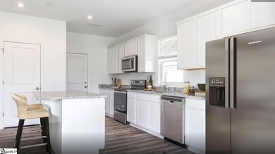 8023 Broadmead Ct, Spartanburg, SC 29307 - photo 4