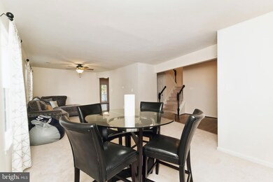 6414 Bear Ct, Waldorf, MD 20603 - photo 4