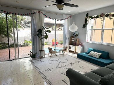 11301 NW 44th Terrace, Doral, FL 33178 - photo 2