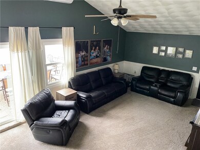10 Schofield St, West Warwick, RI 02893 - photo 2