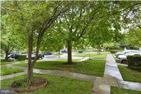 12505 Spring Harbor Place, Germantown, MD 20874 - photo 2