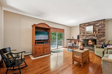 19-web-or-mls-W Observatory Rd-S0907-019