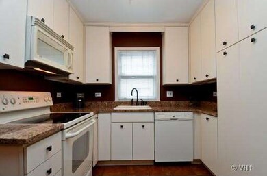 1413 Bristol Ave, Westchester, IL 60154 - photo 3