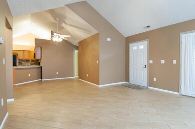 Eating area/ Living room