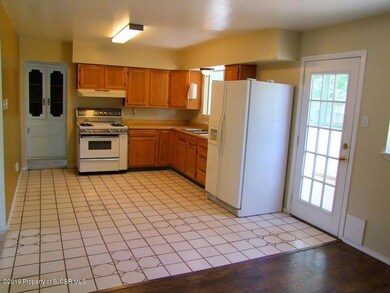 3805 Sierra Vista Dr, Farmington, NM 87402 - photo 5