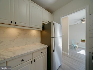 10594 Twin Rivers Rd unit F1, Columbia, MD 21044 - photo 6