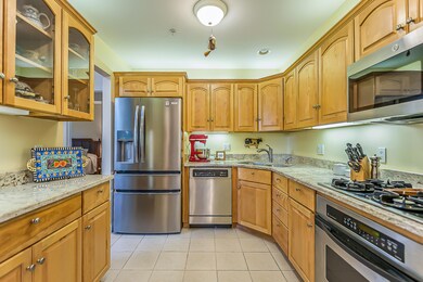 827 Asa Gray Dr unit 457, Ann Arbor, MI 48105 - photo 4