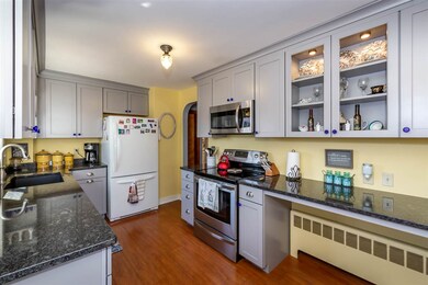 7 Sunnyside St, Manchester, NH 03103 - photo 5