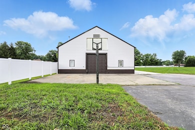 311 Jordan Rd, Indianapolis, IN 46217 - photo 7