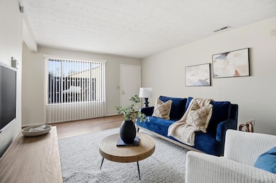 2171 Lincoln Ave, Cincinnati, OH 45224 - photo 5