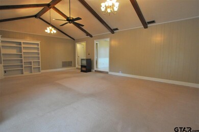 1302 1302 Jeff Davis Dr, Tyler, TX 75703 - photo 2