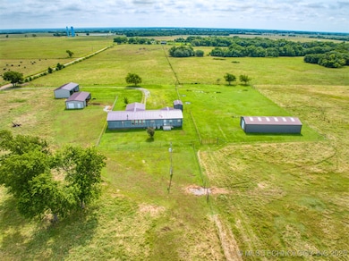 2510 E Davis Rd, Durant, OK 74701 - photo 7