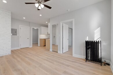 1633 W Chase Ave unit 1L, Chicago, IL 60626 - photo 4