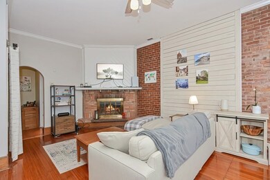 33 Bay State Rd unit 5, Boston, MA 02215 - photo 5