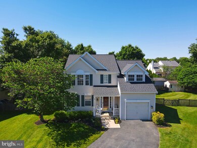 106 Crossing Pointe Ct, Frederick, MD 21702 - photo 2