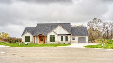 4 Somerset Cir-6