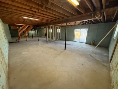 HUGE open basement - Newly Plumbed for a full bath and washer/dryer