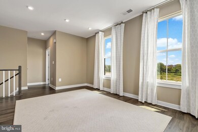10138 American Pharoah Ln unit B, Laurel, MD 20723 - photo 6